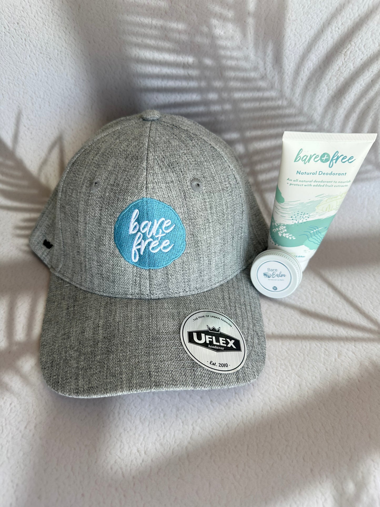natural aluminium-free deodorant bundle with lip balm and cap